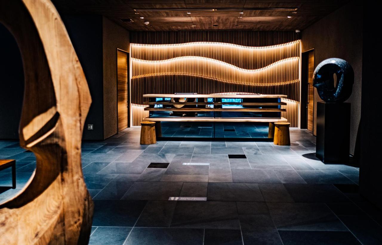 Hotel Resol Trinity Oszaka Kültér fotó